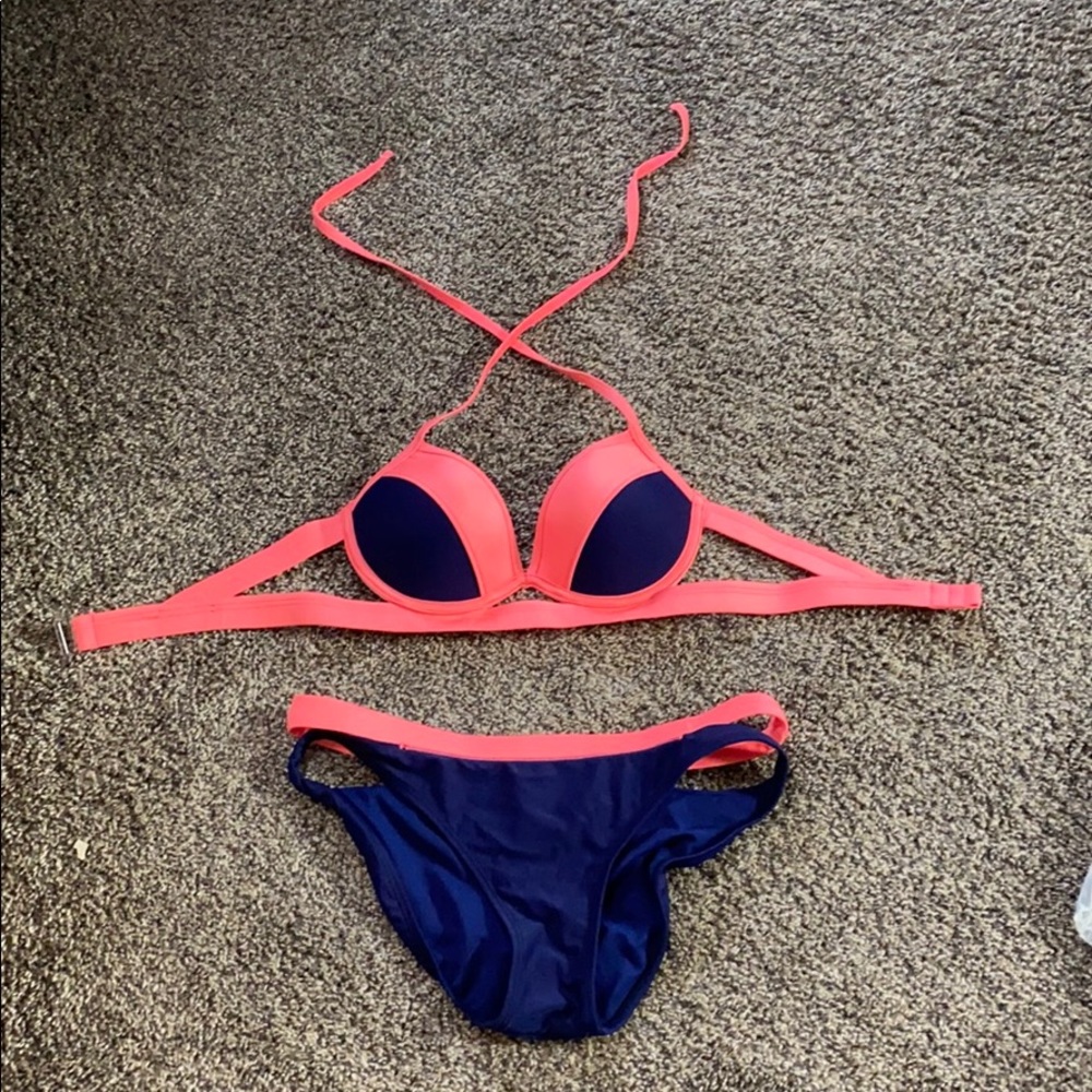 2 piece swim suit
